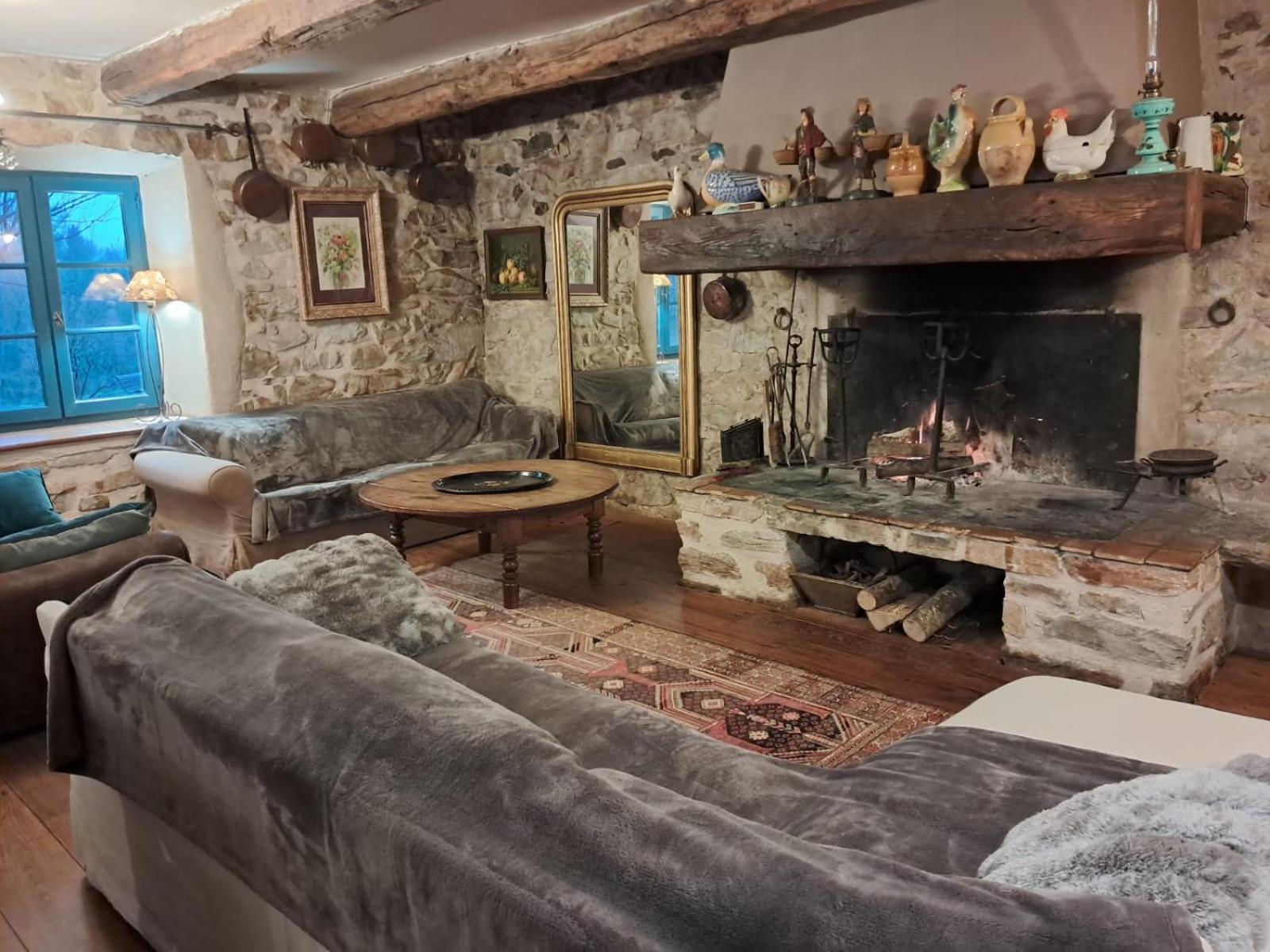 Nabat Le Haut, Chambre Et Table D'Hotes Courniou Ngoại thất bức ảnh